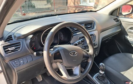KIA Rio III рестайлинг, 2012 год, 790 000 рублей, 9 фотография