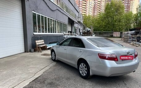 Toyota Camry, 2011 год, 1 400 000 рублей, 18 фотография