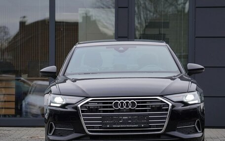 Audi A6, 2022 год, 4 950 000 рублей, 2 фотография