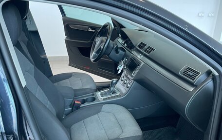 Volkswagen Passat B7, 2012 год, 1 044 000 рублей, 18 фотография