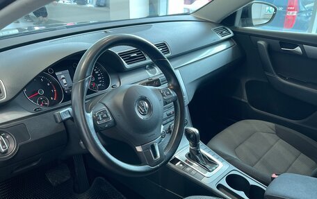 Volkswagen Passat B7, 2012 год, 1 044 000 рублей, 10 фотография