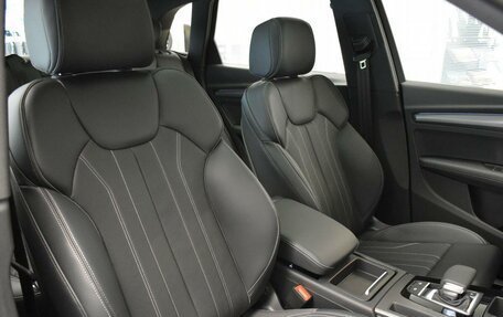 Audi Q5, 2024 год, 7 370 000 рублей, 12 фотография