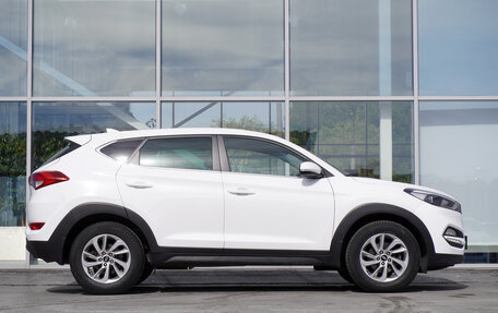 Hyundai Tucson III, 2017 год, 2 100 000 рублей, 4 фотография