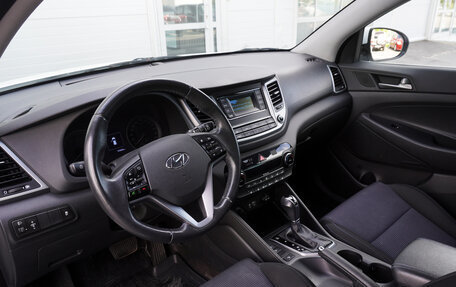 Hyundai Tucson III, 2017 год, 2 100 000 рублей, 10 фотография