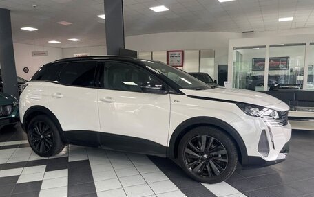 Peugeot 3008 II, 2022 год, 2 300 000 рублей, 5 фотография