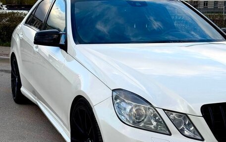 Mercedes-Benz E-Класс, 2012 год, 1 600 000 рублей, 8 фотография