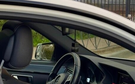 Mercedes-Benz E-Класс, 2012 год, 1 600 000 рублей, 13 фотография