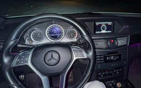Mercedes-Benz E-Класс, 2012 год, 1 600 000 рублей, 21 фотография