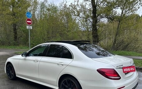 Mercedes-Benz E-Класс, 2016 год, 2 960 000 рублей, 9 фотография