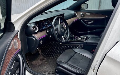 Mercedes-Benz E-Класс, 2016 год, 2 960 000 рублей, 18 фотография
