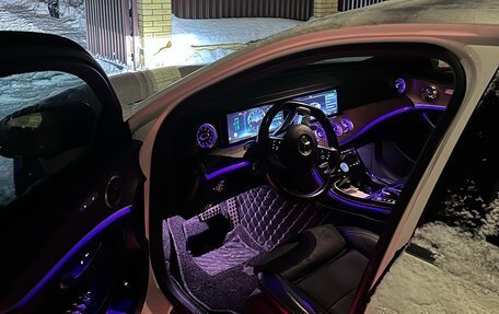Mercedes-Benz E-Класс, 2016 год, 2 960 000 рублей, 19 фотография