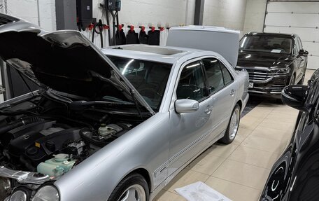 Mercedes-Benz E-Класс, 2000 год, 1 830 000 рублей, 22 фотография