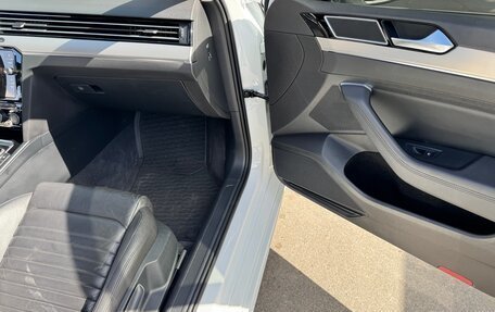 Volkswagen Passat B8 рестайлинг, 2017 год, 2 750 000 рублей, 15 фотография