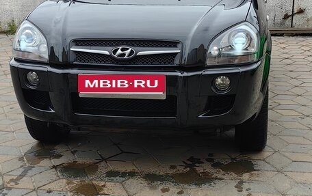 Hyundai Tucson III, 2008 год, 750 000 рублей, 2 фотография