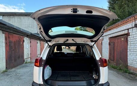Toyota RAV4, 2013 год, 2 149 000 рублей, 9 фотография