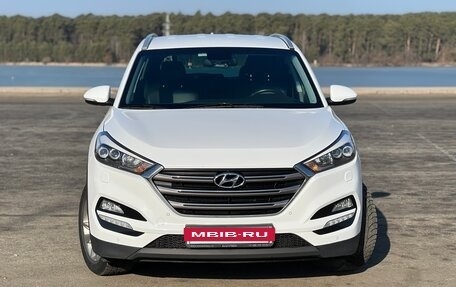 Hyundai Tucson III, 2016 год, 1 985 000 рублей, 3 фотография