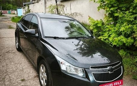 Chevrolet Cruze II, 2010 год, 650 000 рублей, 4 фотография