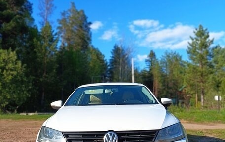 Volkswagen Jetta VI, 2018 год, 1 430 000 рублей, 2 фотография