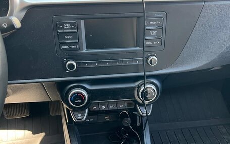 KIA Rio IV, 2021 год, 1 700 000 рублей, 15 фотография