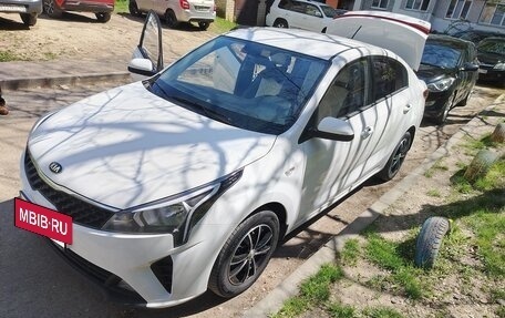 KIA Rio IV, 2021 год, 1 700 000 рублей, 3 фотография