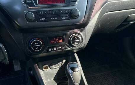KIA Rio III рестайлинг, 2012 год, 590 000 рублей, 14 фотография