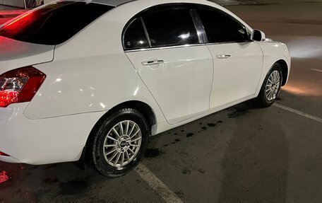 Geely Emgrand EC7, 2013 год, 400 000 рублей, 3 фотография