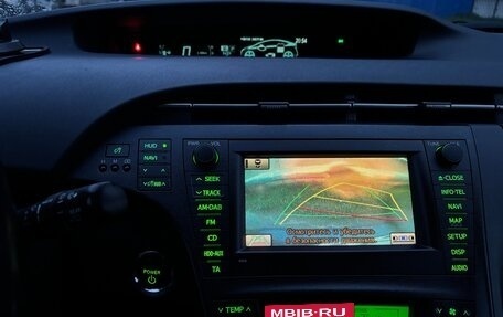 Toyota Prius, 2011 год, 1 300 000 рублей, 3 фотография