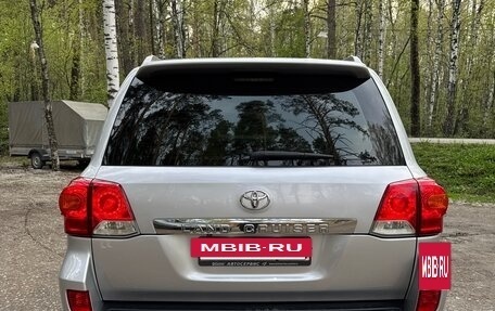 Toyota Land Cruiser 200, 2011 год, 4 000 000 рублей, 20 фотография
