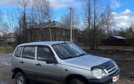 Chevrolet Niva I рестайлинг, 2007 год, 349 000 рублей, 2 фотография