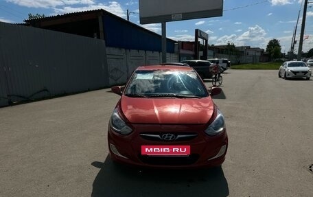 Hyundai Solaris II рестайлинг, 2011 год, 540 000 рублей, 12 фотография