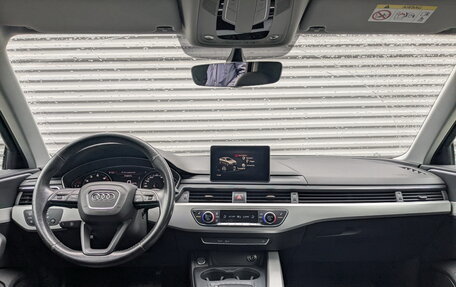 Audi A4, 2019 год, 2 250 000 рублей, 14 фотография