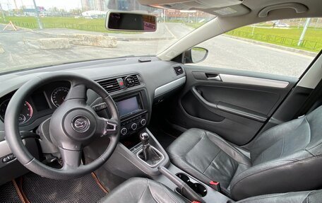 Volkswagen Jetta VI, 2012 год, 850 000 рублей, 13 фотография