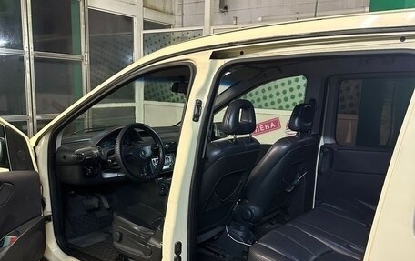 Mercedes-Benz Vaneo, 2004 год, 530 000 рублей, 4 фотография
