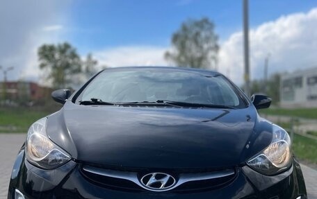 Hyundai Elantra V, 2012 год, 895 000 рублей, 1 фотография
