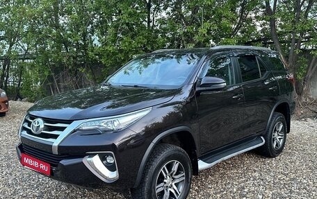 Toyota Fortuner II, 2017 год, 3 100 000 рублей, 1 фотография