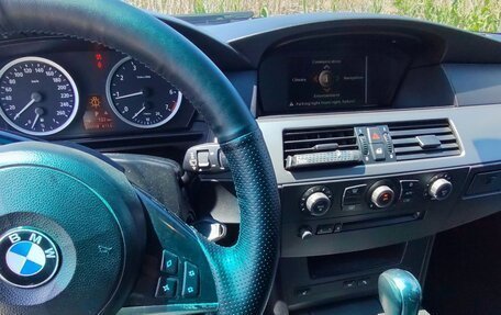 BMW 5 серия, 2004 год, 850 000 рублей, 6 фотография