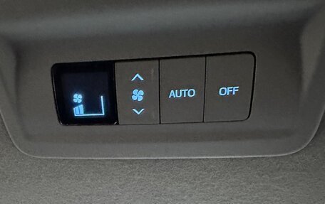 Toyota Fortuner II, 2017 год, 3 100 000 рублей, 11 фотография