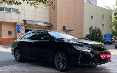 Toyota Camry, 2015 год, 2 900 000 рублей, 6 фотография