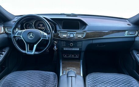 Mercedes-Benz E-Класс, 2015 год, 2 200 000 рублей, 17 фотография