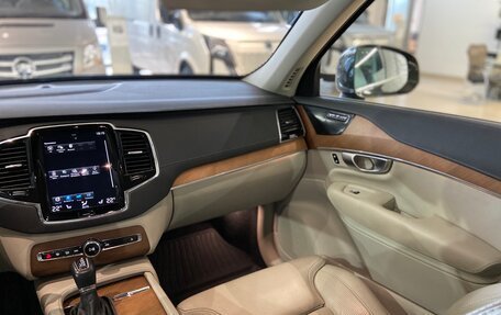Volvo XC90 II рестайлинг, 2019 год, 5 290 000 рублей, 18 фотография