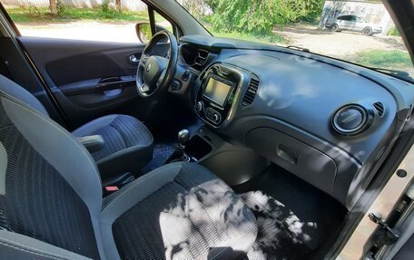 Renault Kaptur I рестайлинг, 2018 год, 1 400 000 рублей, 6 фотография
