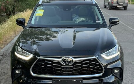 Toyota Highlander, 2025 год, 5 400 000 рублей, 2 фотография
