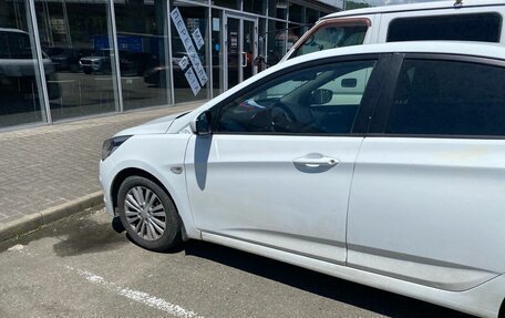 Hyundai Solaris II рестайлинг, 2014 год, 695 000 рублей, 5 фотография