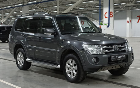 Mitsubishi Pajero IV, 2012 год, 1 990 000 рублей, 3 фотография