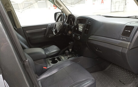 Mitsubishi Pajero IV, 2012 год, 1 990 000 рублей, 11 фотография