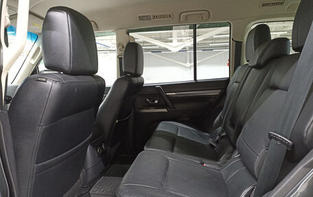Mitsubishi Pajero IV, 2012 год, 1 990 000 рублей, 12 фотография