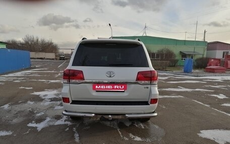 Toyota Land Cruiser 200, 2015 год, 5 850 000 рублей, 3 фотография
