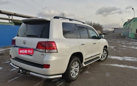 Toyota Land Cruiser 200, 2015 год, 5 850 000 рублей, 2 фотография