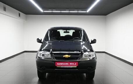 Chevrolet Niva I рестайлинг, 2018 год, 795 000 рублей, 5 фотография