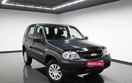 Chevrolet Niva I рестайлинг, 2018 год, 795 000 рублей, 7 фотография